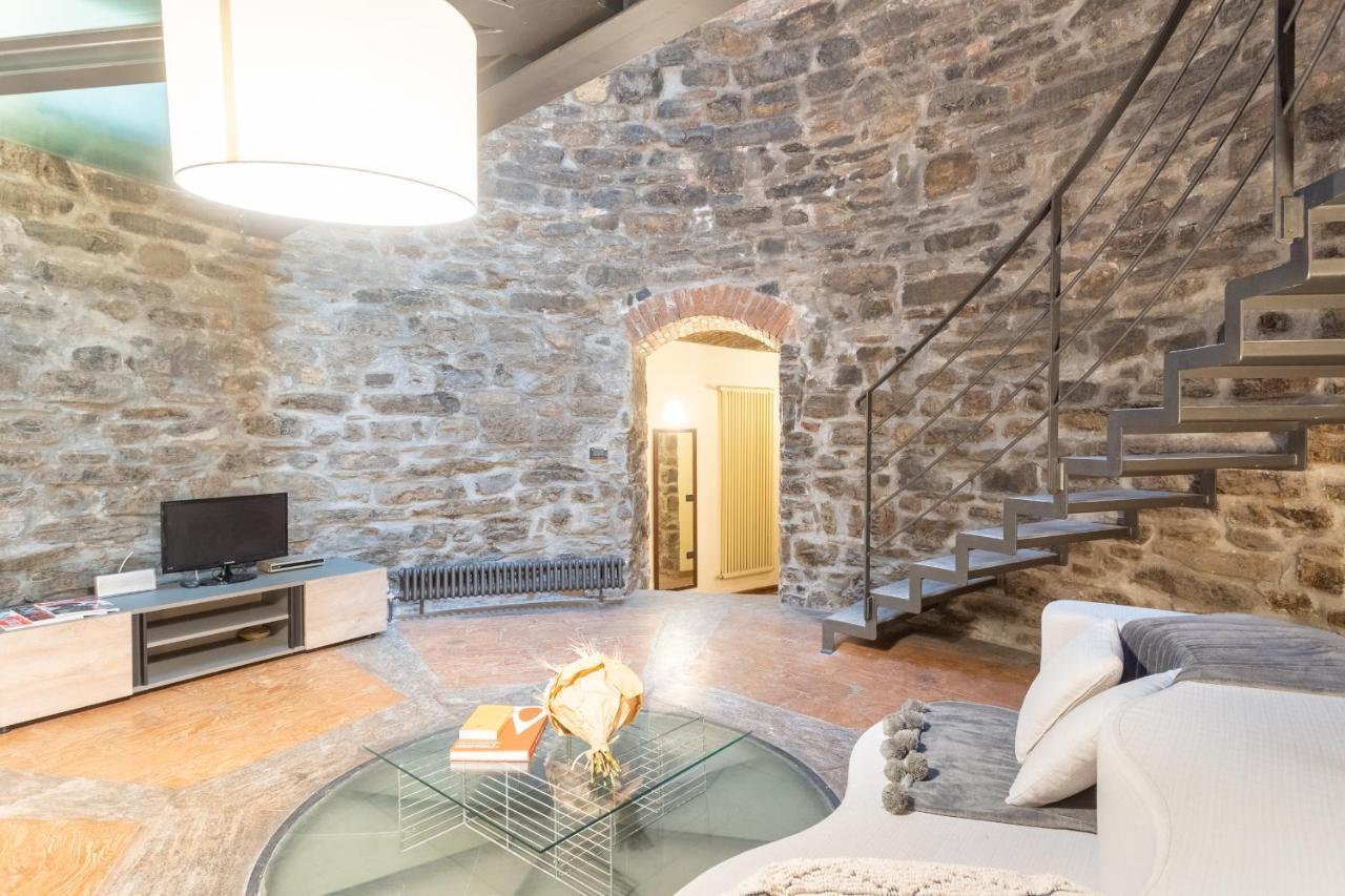 Ice Queen Chamber By Rent All Como Exterior foto